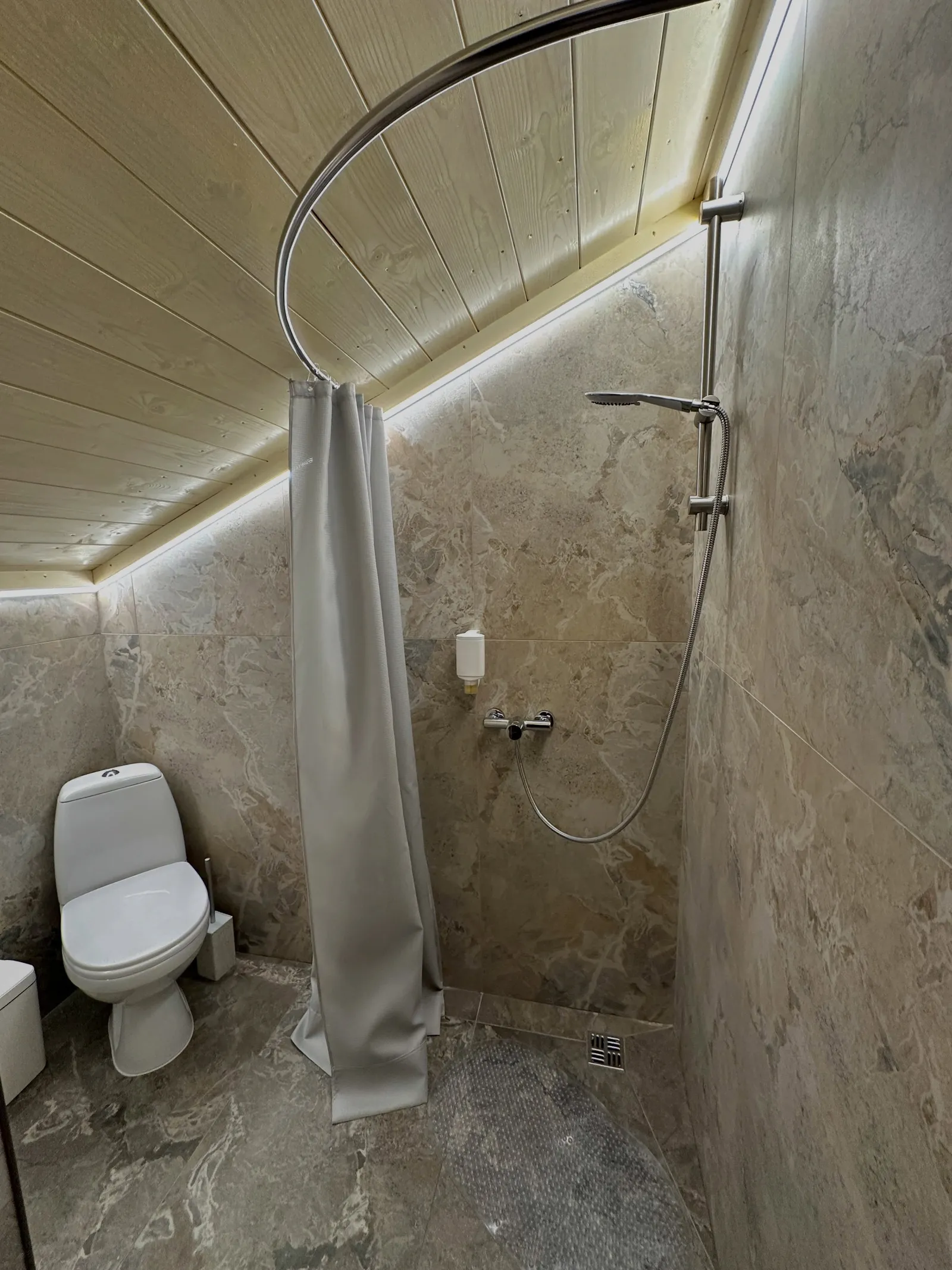 Stone&Forest Spa — фото локації для відпочинку у смт. Велика Березовиця, вул. Микулинецька, Тернопільському районі, Тернопільській області, фото 4